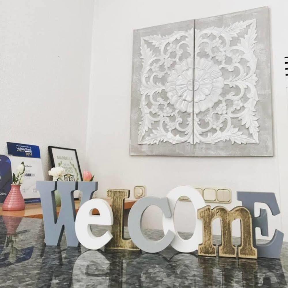Hostal Berlin Marbella Luaran gambar